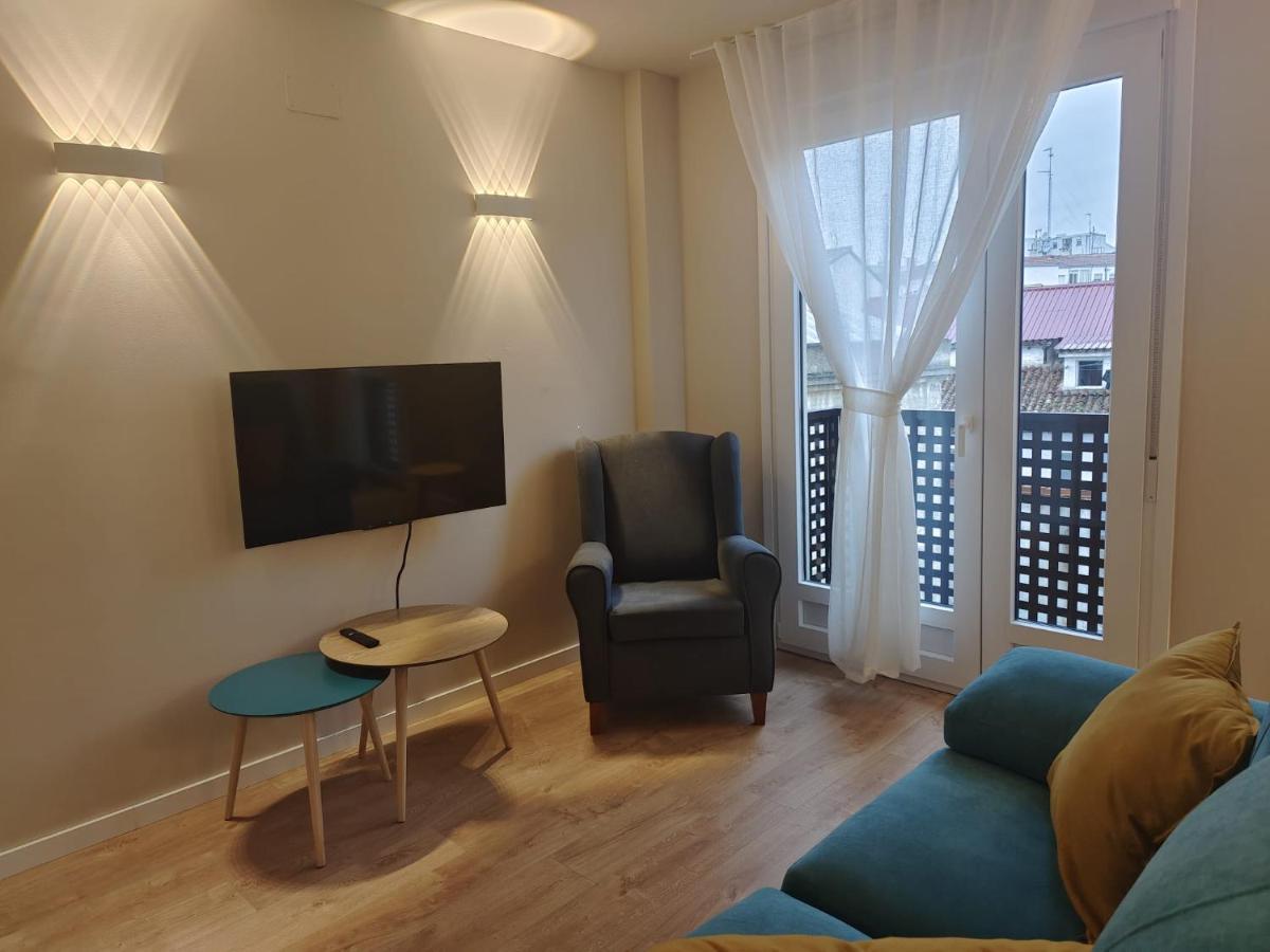 Apartamentos Picasso Alcalá de Henares Exterior photo